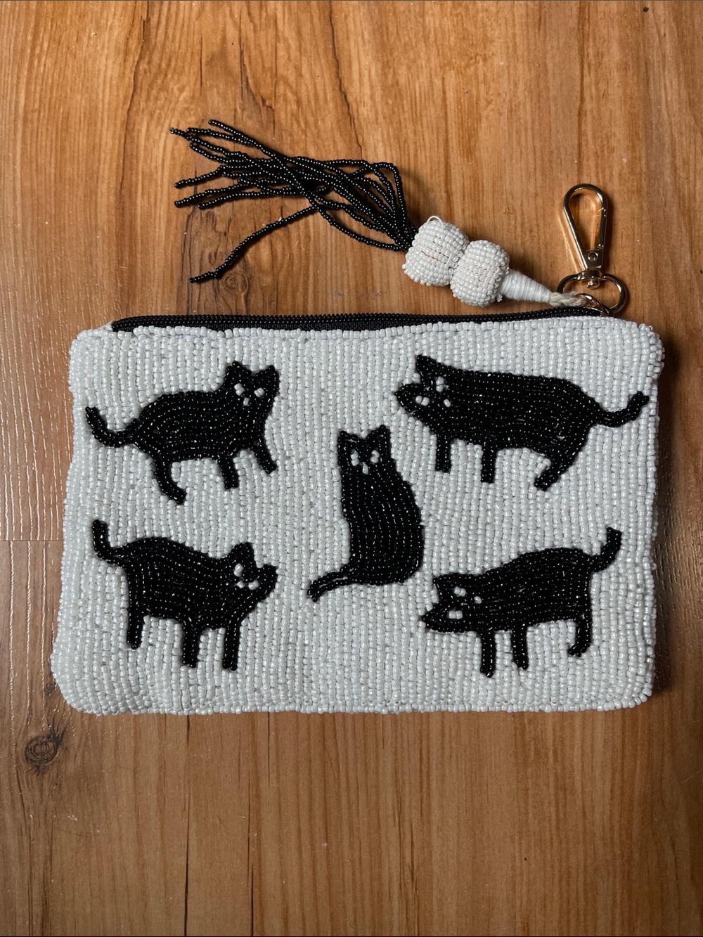 Beaded Cat Pouch Keychain - White with Black Cat Motif